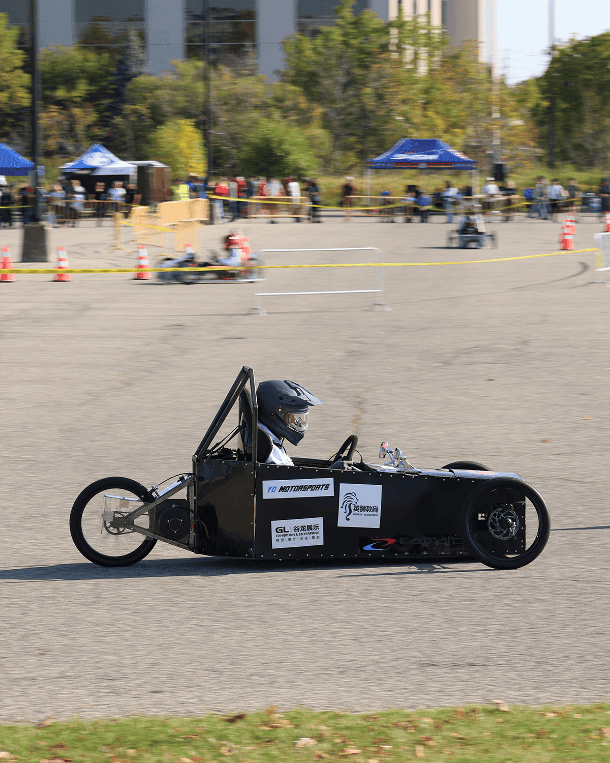 Students working on electric vehicle challenge